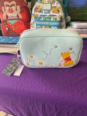 Disney Loungefly Winnie The Pooh purse NWT
